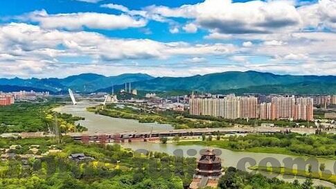 成人小视频免费任何-成人小视频，网络时代的灰色地带与个人界限